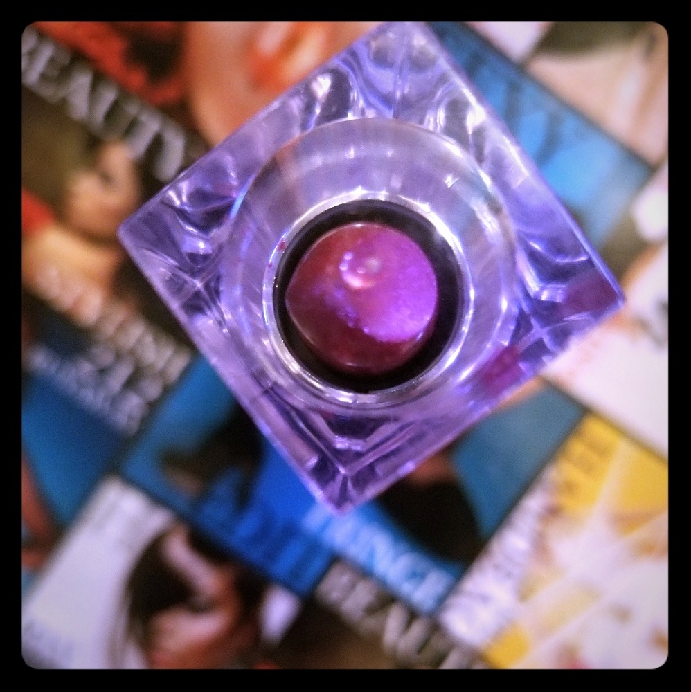 Sentimental Red, lip Trio.